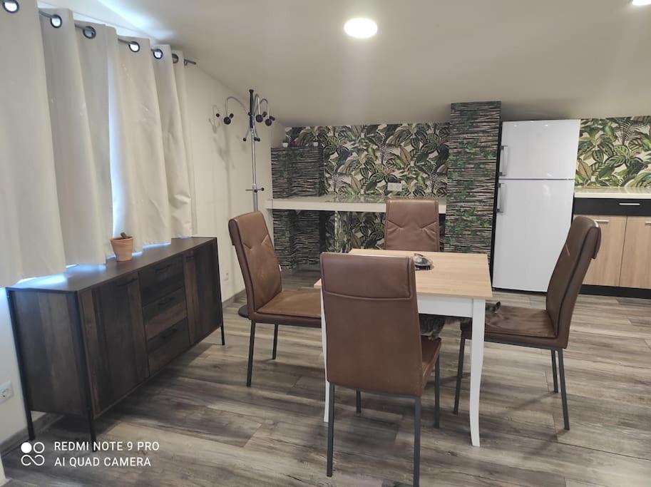 Σοφίτα Καλλύνω Apartment Tesalonika Bagian luar foto